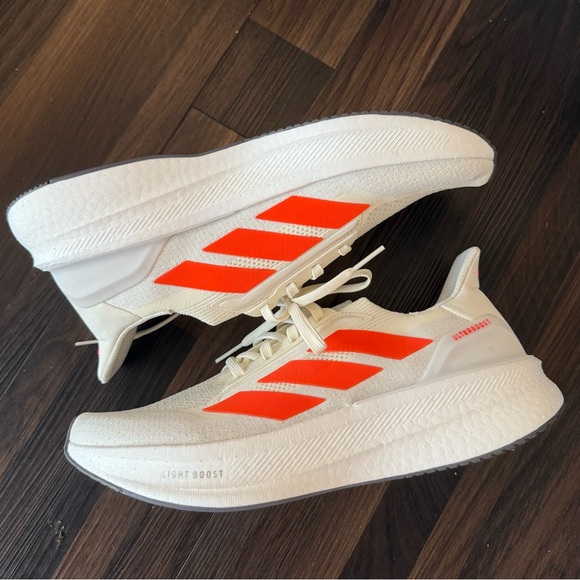 Men’s Addidas Sneakers - Picture 2 of 2